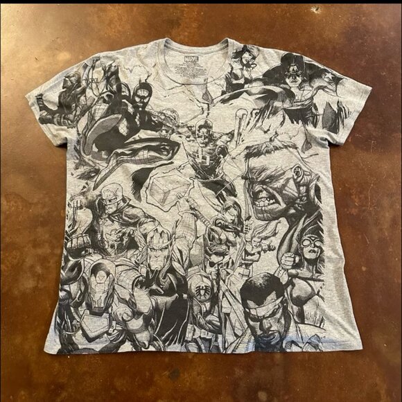 Marvel Comics AOP T-Shirt Sketch Size XL - Picture 1 of 5